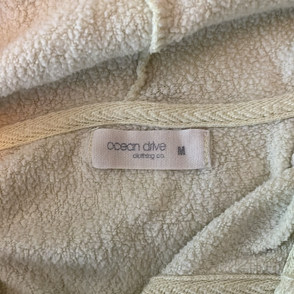 💙 Ocean Drive Tiki Surf Shack Hoodie Pale Yellow - Picture 4 of 5